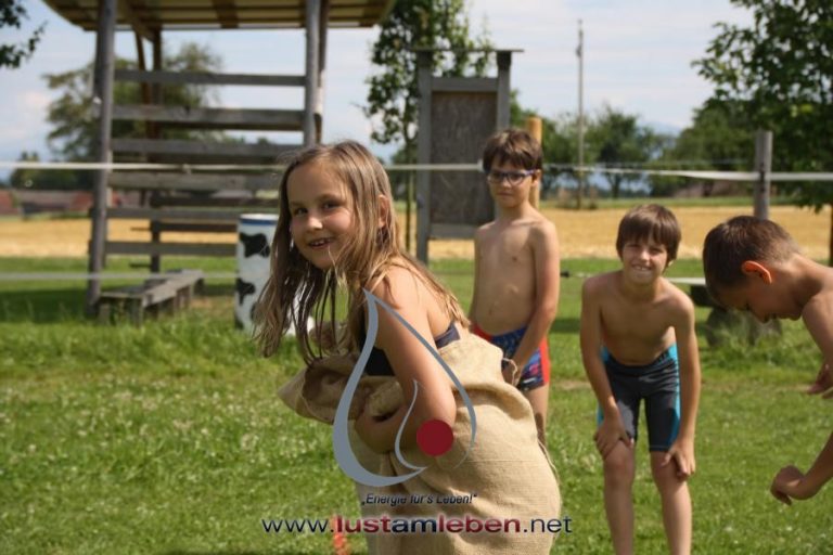 #LustAmLeben #Kindergeburtstag #AbenteuerCamp #NaturErleben #PferdeErleben #SpaßInDerNatur #KinderEvents #Linz #Wels #Gmunden #Geburtstagsfeier #OutdoorErlebnis #MentaleStärke #KinderAbenteuer