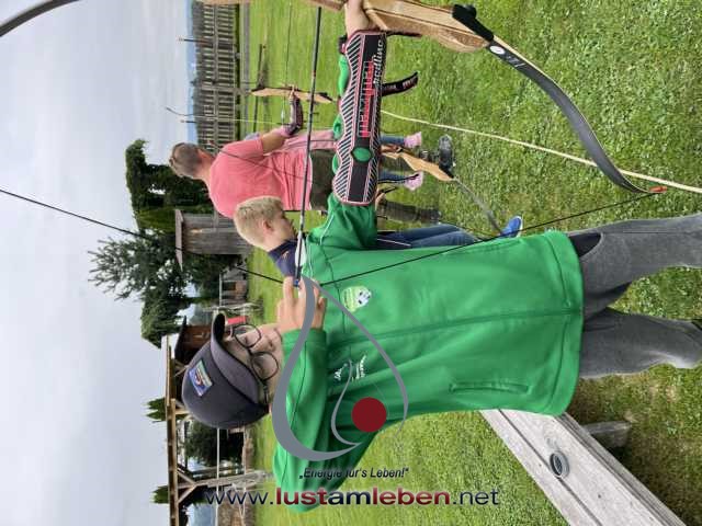 #LustAmLeben #KinderUndJugendCamp #NaturErleben #KreativitätFördern #Selbstentfaltung #TiereErleben #AktivesLernen #AchtsameZeit #KinderBetreuung #JugendlicheErziehen #WerteVermitteln #NaturAbenteuer