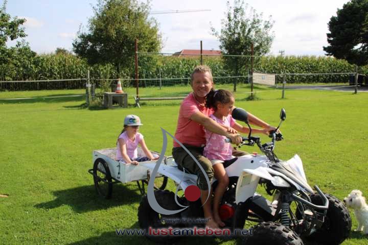 #LustAmLeben #KinderUndJugendCamp #NaturErleben #KreativitätFördern #Selbstentfaltung #TiereErleben #AktivesLernen #AchtsameZeit #KinderBetreuung #JugendlicheErziehen #WerteVermitteln #NaturAbenteuer